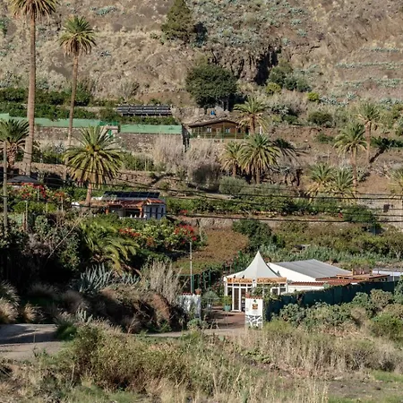 Finca Los Castanos * Guayedra